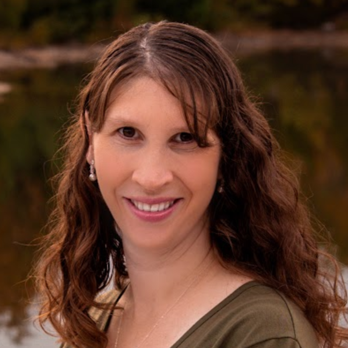 SquareHeadshot-Jennifer2026